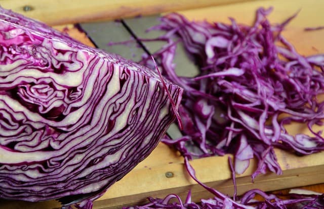 how long does shredded Red cabbage last (in the fridge)