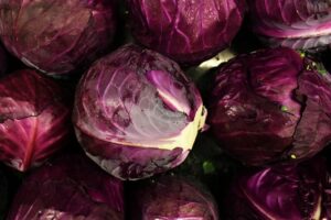 how to store red cabbage to last longer