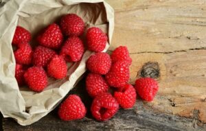 how to tell if raspberries go bad