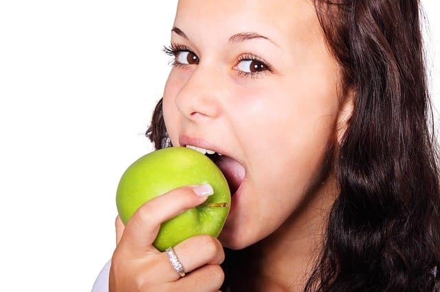 How long do fruit snacks last in the fridge?