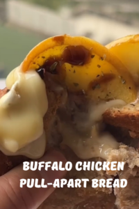 Buffalo Chicken Pull-Apart Bread
