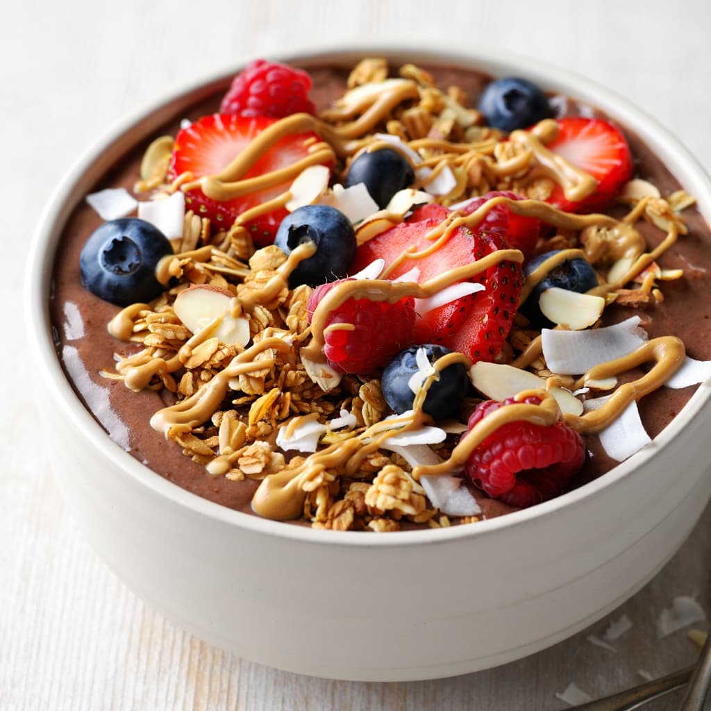 High Protein Chocolate Smoothie Bowl