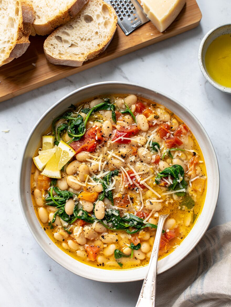 White Bean and Spinach Soup