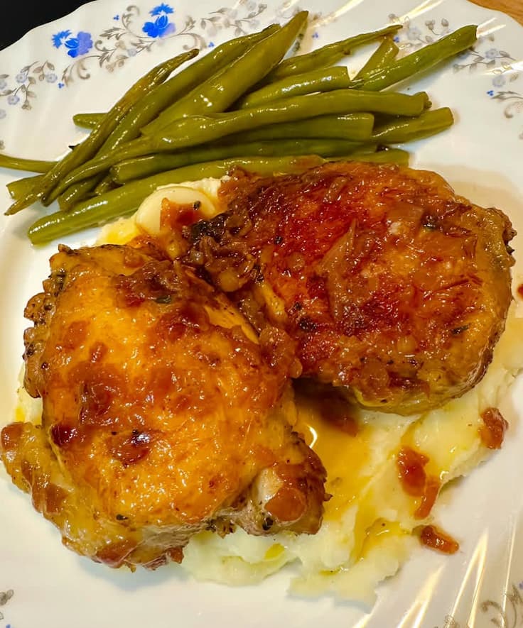 Garlic Butter Chicken and Mashed Potatoes